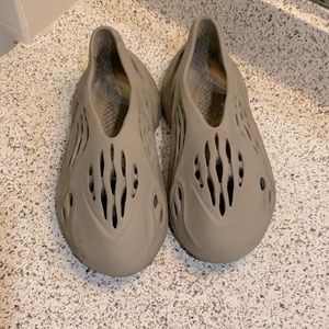 Yeezy boost foam runner